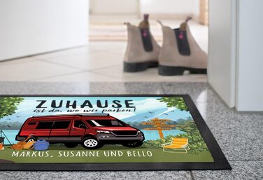 Персоналізований килимок для дверей з іменем для родини з кемпера - Дім там, де ми паркуємося - нековзний та миється - чорний - 60x40 см