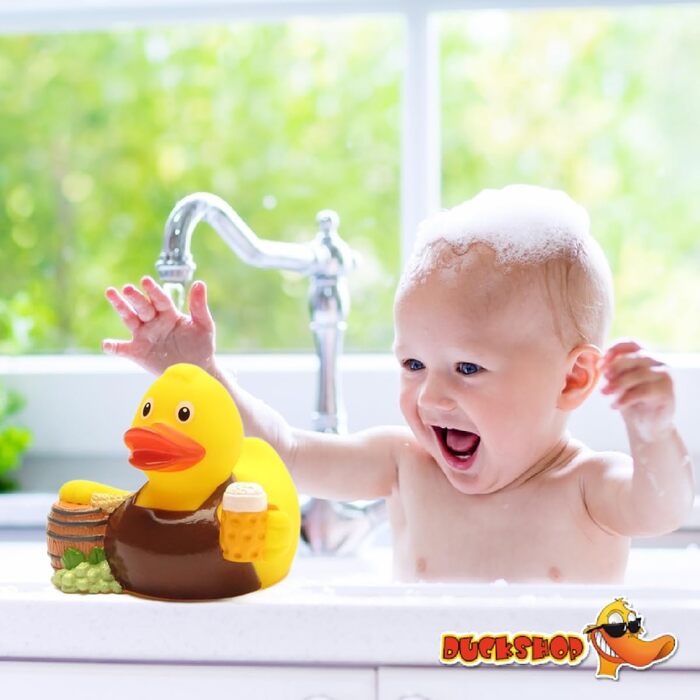 В комплекті гумова качечка, 8