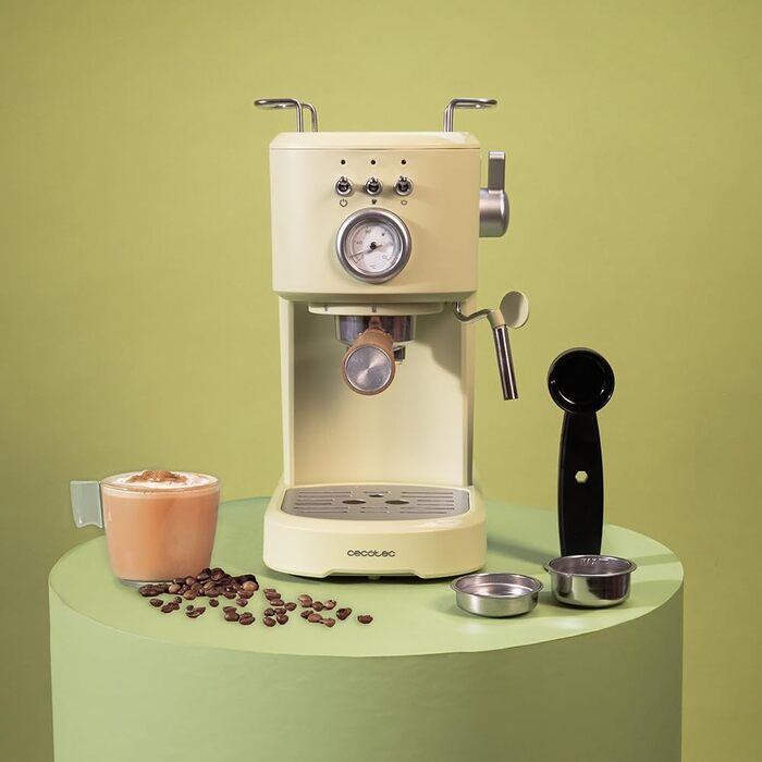 Кавоварка Compact Power Espresso 20 Retro Green 1100 Вт, 20 бар, система термоблоків, поворотний відпарювач, важіль фільтра з подвійним виходом і 2 фільтрами, 1,25 літра з манометром зеленого кольору