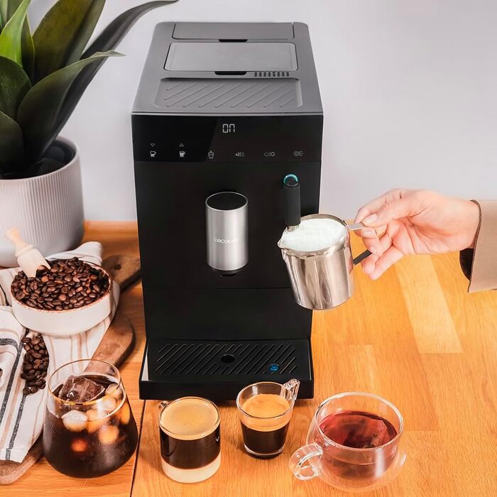 Автоматична кавомашина Cecotec Cremmaet Compact Steam, 1350 Вт, 19 бар, з капучинатором