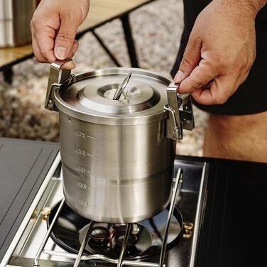 Міцний кемпінговий посуд з нержавіючої сталі, портативні каструлі для приготування їжі на відкритому повітрі з петлею для підвішування для походів та подорожей з рюкзаком, кемпінговий посуд з надійною петлею для підвішування.