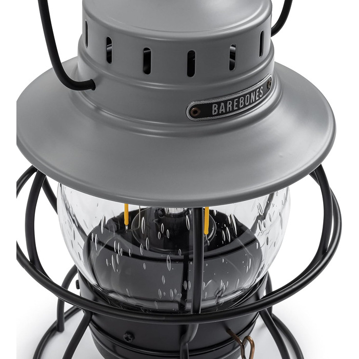 Ліхтар Barebones Railroad вінтажний світлодіодний ліхтар з акумуляторною батареєю зовнішнє освітлення з регульованою яскравістю для кемпінгу, саду та декору дому (сірий колір)