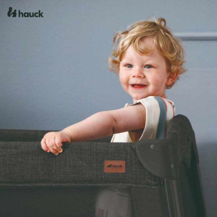 Дорожнє ліжечко Hauck Play N Relax Center з пеленальною підкладкою, регульованою висотою та боковим входом - Стьобаний сірий