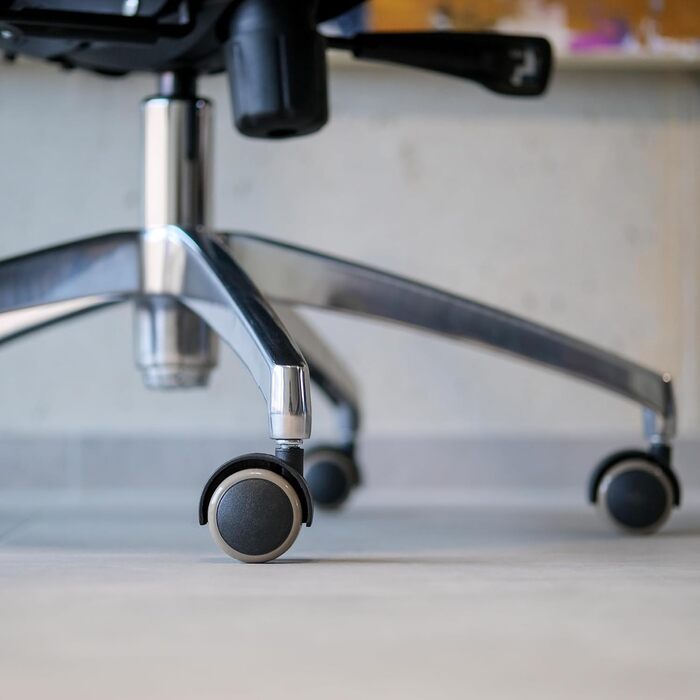 Крісло керівника ASPERA 20 Шкіряне офісне крісло Nappa чорного/хромованого кольору з високою спинкою/підголівником чорного кольору, 600900