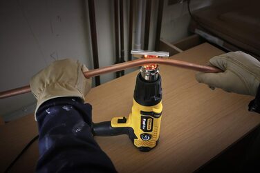 Фен Stanley FatMax (2000 Вт, з автоматичним вимкненням, 2 температурні режими (50-450 / 70-600 C), безступінчасте регулювання темп