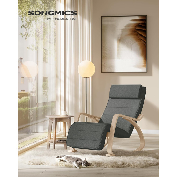 Крісло-гойдалка SONGMICS з підлокітниками з березового дерева, крісло-гойдалка, регульована підставка для ніг у 5 положеннях, вантажопідйомність до 150 кг, для спальні, вітальні, темно-сірий-натуральний LYY10G сірий бавовна-поліестер