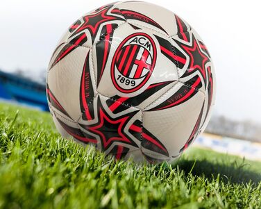 Зшитий футбольний м'яч A.C. MILAN - Офіційний продукт - Розмір 5 - 400 г - 13448