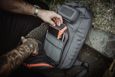 Рюкзак тактичний Highlander Stoirm Gearslinger 12L Dark Grey (TT189-DG)