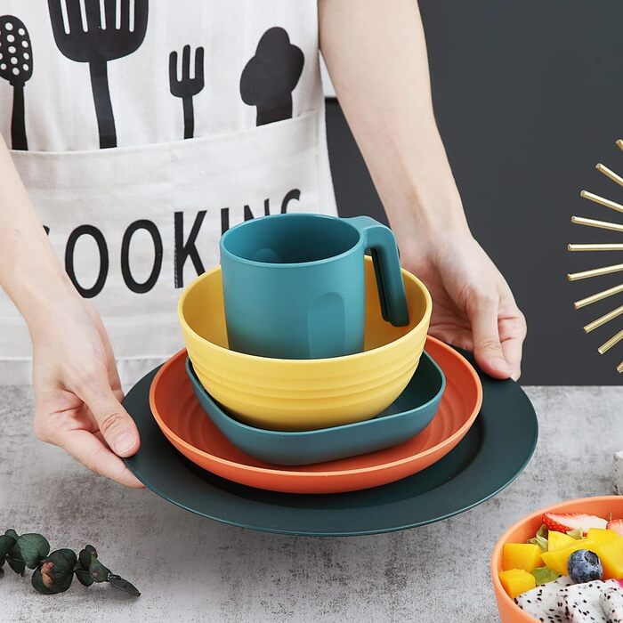 Набір пластикового посуду Kyraton, 20 предметів, небиткі легкі тарілки, чашки, миски, кемпінговий посуд, легко переносити та мити, можна мити в посудомийній машині, для 4 осіб, 1 різнокольоровий