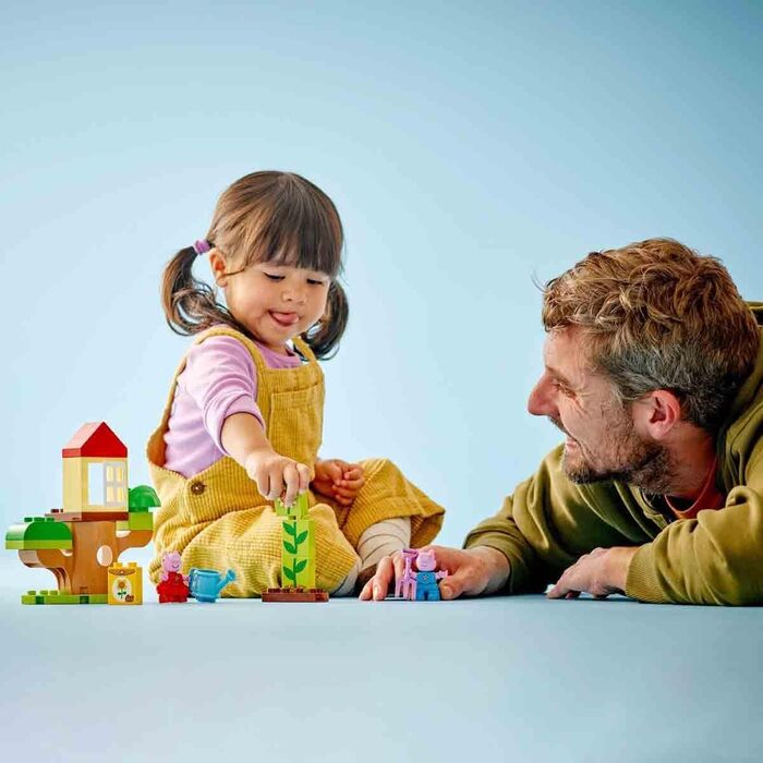 Сад Пеппи з будиночком на дереві іграшкове дерево, навчальний набір для дітей дошкільного віку з 2 фігурками, ідея подарунків для