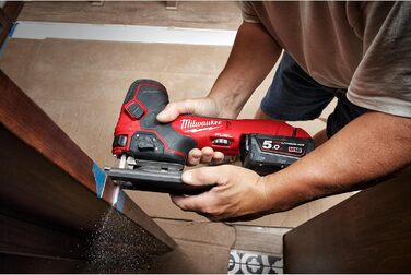 Пила для обрізки Milwaukee M18FBJS-502 шт. 18 В без полотна