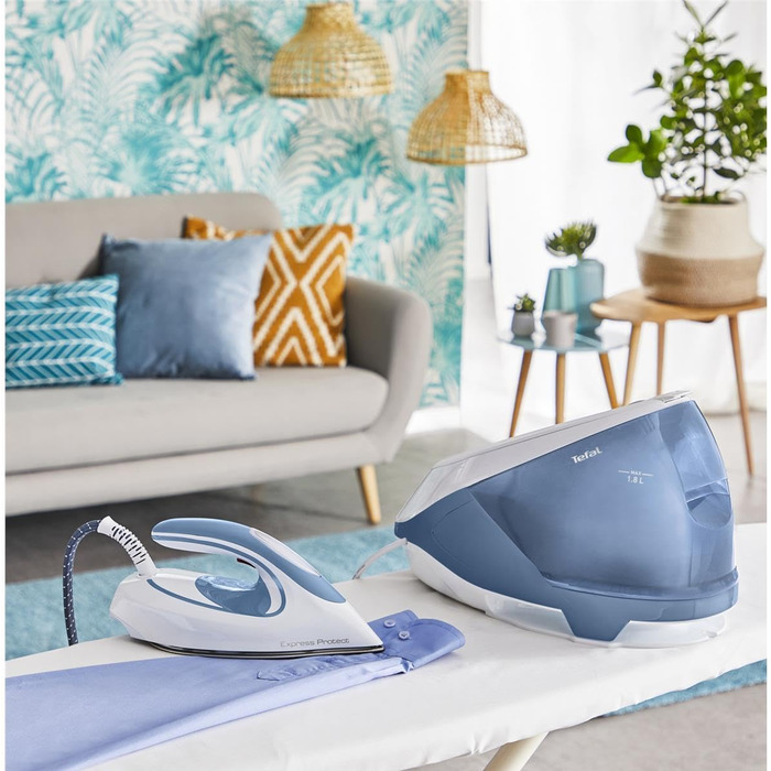 Парова прасувальна станція Tefal Express Protect SV9202 потужний тиск 7,5 бар потужність пари 520 г / хв. 1,8 л резервуар для води