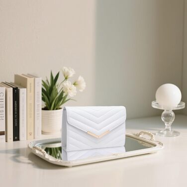 Веганська шкіряна сумочка-клатч з ручкою на зап'ястя та ланцюжком, елегантна стьобана сумочка-конверт для вечірок, модна сумка через плече для весілля, святкування, побачень, банкетів, 23x16x6 см