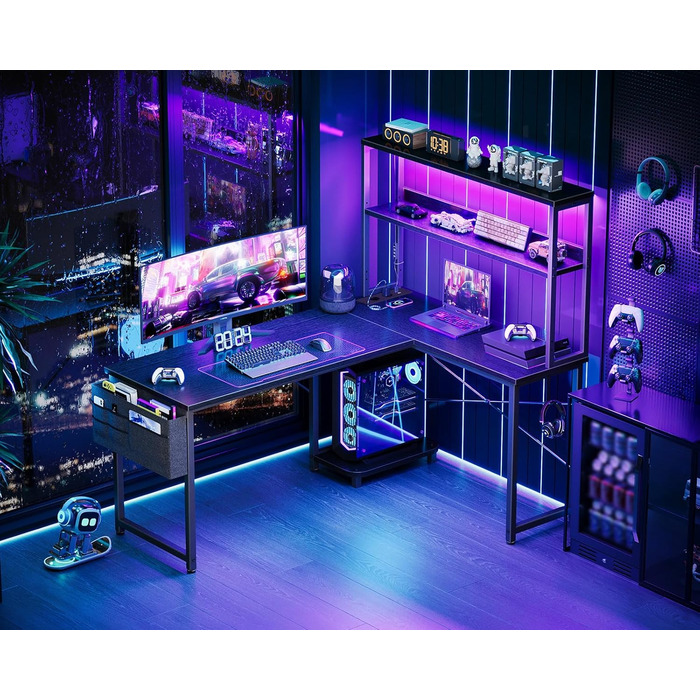 Г-подібний ігровий стіл Coleshome зі світлодіодним освітленням та розетками, 135 x 100 см, двосторонній ігровий стіл з полицями, кутовий стіл із сумкою для зберігання для домашнього офісу та ігор, чорний.