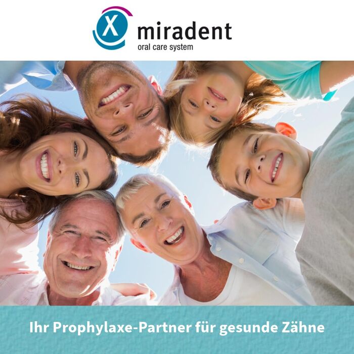Жувальна гумка miradent Xylitol Dental Care полуниця– 12 шт.