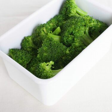 Емальований контейнер для зберігання продуктів у вакуумному герметичному контейнері M 1,12 л 18 x 12 x 8,5 см Зберігає свіжість продуктів значно довше Захищає продукти від бактерій та грибків Вакуумний насос не входить до комплекту