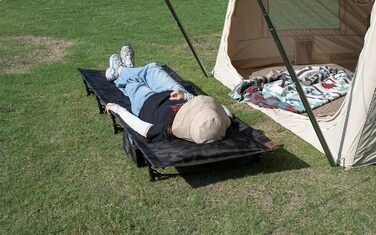 Надлегке розкладне похідне ліжко 190x70 см з алюмінію, компактне туристичне ліжко, легке в установці, міцне туристичне ліжко для наметів, походів на свіжому повітрі, подорожей, пляжу - камуфляжно-зелене