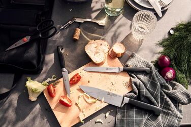 Набір ножів ZWILLING Four Star Traveller Set/Knife Set із 7 предметів для кемпінгу, набір із 3 ножів, обробна дошка, ніж офіціанта, ножиці та сумка для перенесення
