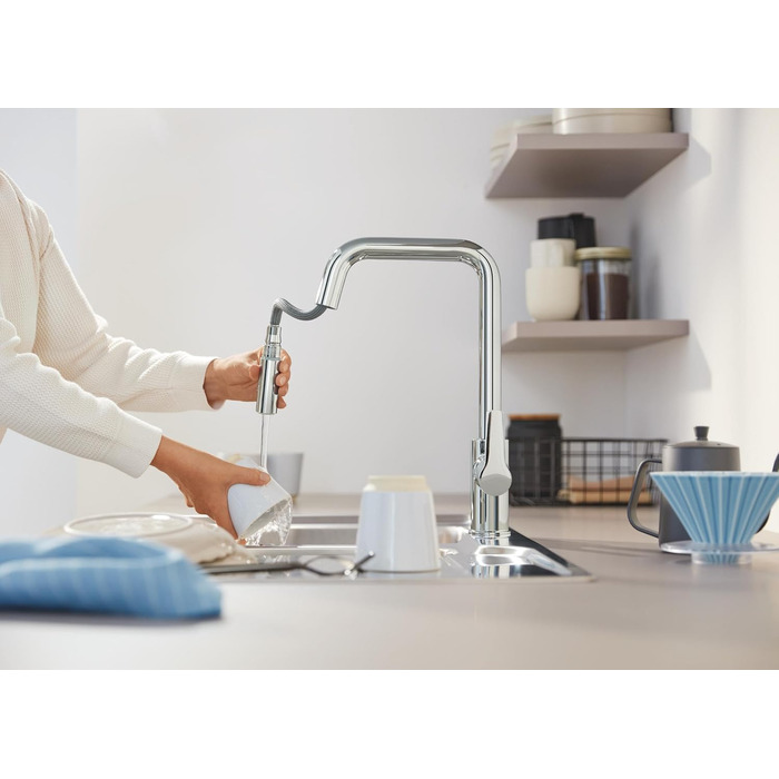 Кухонний змішувач GROHE Start, 2 режими струменя (висувний вилив, поворот на 360, економія води завдяки обмежувачу витрати, монтаж без інструментів), хром, 30631000