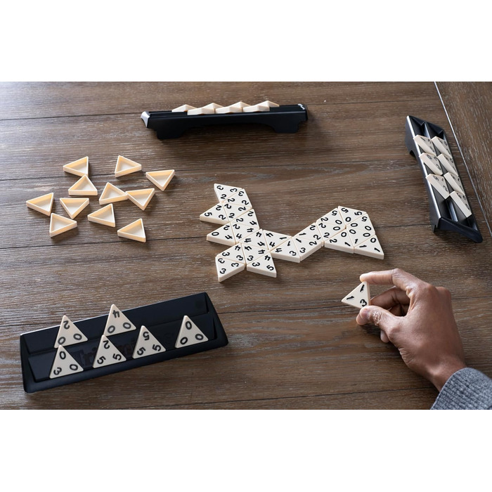 Популярна настільна гра для віком від 6 років - сімейна розвага та настільна гра для 2-4 гравців - із тактикою та стратегією