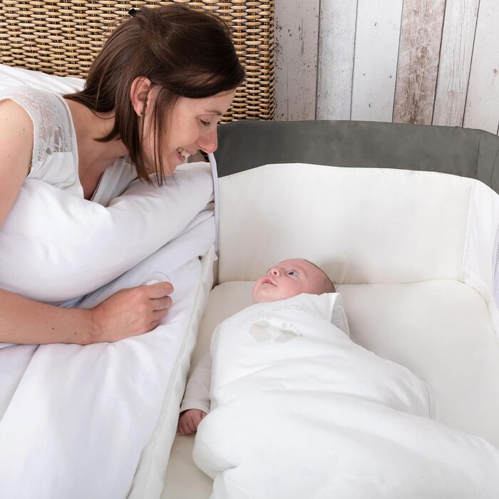 В-1 суміжне спляче ліжко та колиска, 0-6 місяців (0-9 кг), регульоване суміжне спляче ліжко, 5 рівнів висоти, великий м&39який матрац, сітчасті боковини, складні боковини, тонований графіт, 2-