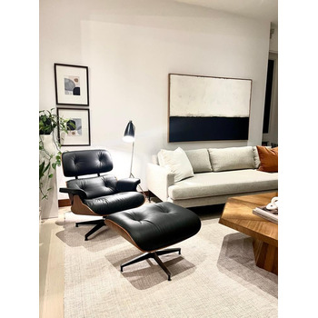 Крісло-рекламо з натуральної шкіри з пуфом, сучасне крісло під телевізор, обертовий шезлонг з пуфом, фіксований кут нахилу 105, унікальний дизайн з м&39якою подушкою, чорний каркас з горіхового дерева