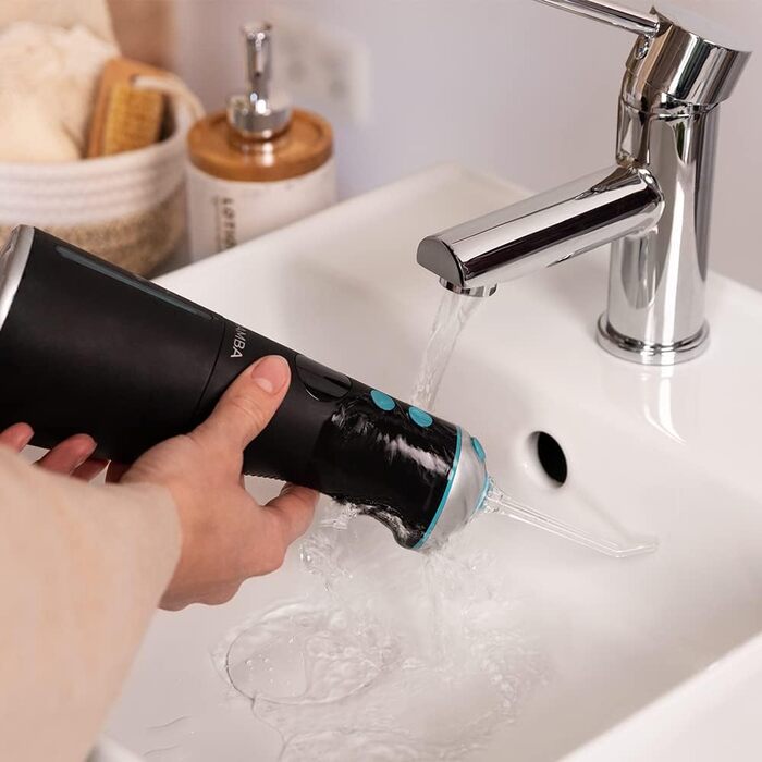 Портативний іригатор для ротової порожнини Bamba ToothCare 1100 Jet Liberty. 6 режимів та 6 насадок, LED-дисплей, об'єм 280 мл, 8 налаштувань тиску, IPX7, USB-зарядка та дорожній чохол.