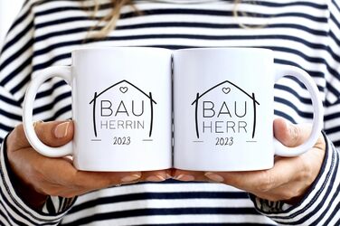 Кухоль для домовласників (2025, 2026), володіння будинком, церемонія завершення будівництва, заселення, будівельний майданчик, подарунок на день народження, будинок мрії, будівництво будинку, новий дім, ідея подарунка, подарунок для чоловіків та жінок (бі