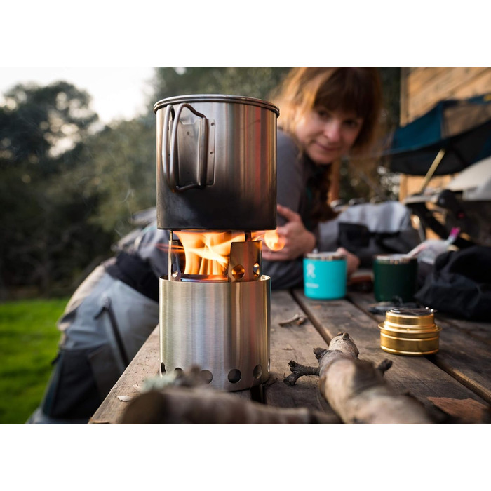 Каструля для кемпінгу Solo Stove 900 мл У комплекті сумка для перенесення, позначки унцій та мл, носик, кришка та складні ручки, матеріал нержавіюча сталь, 11,9 x 11,5 см, 900 мл, 200 г, 0,9 літра