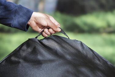 Чохол для барбекю Weber Premium для вугільних барбекю діаметром 57 см, дихаючий, стійкий до ультрафіолету та води, захист від вітр