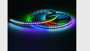 Світлодіодна стрічка Неводонепроникний IP20 RGB Кольоровий колір 5 В Чорна друкована плата, 1M 144 LED APA102