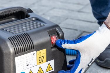 Переносний повітряний компресор FIAC CUBY, безмасляний, максимальний тиск 8 бар, 1,5 к.с., 6-літровий бак, рівень шуму 97 дБ