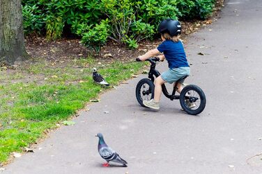 Дитячий шолом Smiley 3.0 ACE LED - велосипедний шолом з підсвічуванням - глибока посадка та місце для косички - для дівчаток та хл