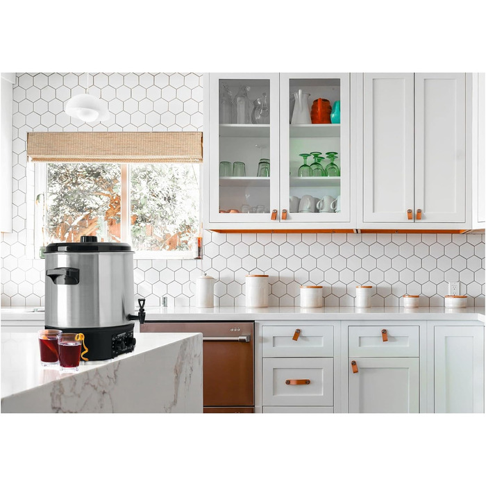 Глінтвейн Stagecaptain GWK-27A - Машина для консервації на 27 літрів - 2000 Вт - Матова нержавіюча сталь - Просте управління (температура та таймер) - Автоматичне вимкнення - Срібло