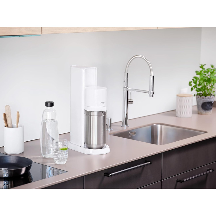 Виробник газованої води SodaStream Duo White Megapack з 4 пляшками та 1 циліндром, білий, 2270181