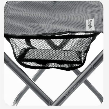 Невеликий портативний складний стілець, міні-стільці для кемпінгу на відкритому повітрі, складний кемпінговий стілець, легкий для кемпінгу, риболовлі, пікніків, подорожей та походів, 13x14,2x15,7 дюймів, сріблястий