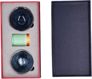 Елегантний керамічний чайний набір ручної роботи з 2 чашок та 1 скарбнички ідеальний вибір для поціновувачів чаю, як елемент декору або подарунок. Набір вирізняється витонченим, ручним виконанням.