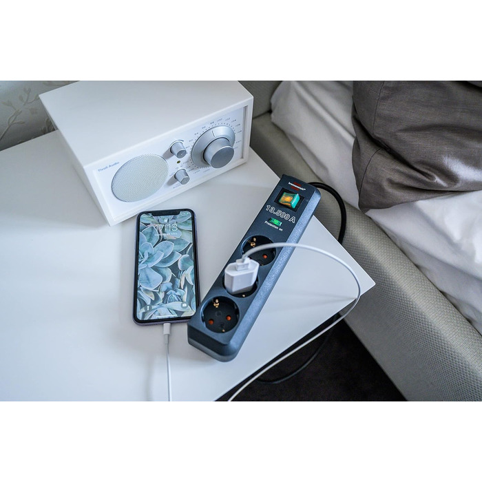 Розеткова стрічка Brennenstuhl Eco-Line 3-стороння із захистом від перенапруги (багаторозеткова розетка з посиленим захистом від д