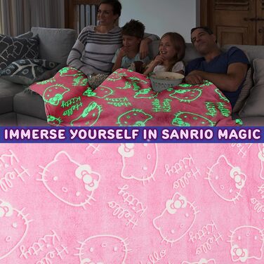 Флісова ковдра Get Trend Hello Kitty Sanrio, що світиться в темряві, 130x150 см, пухнаста флісова ковдра, що світиться в темряві, подарунки для дітей та дорослих (рожева Hello Kitty) Рожева Hello Kitty 130x150 см