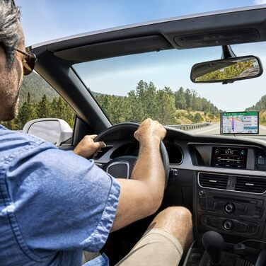 Навігатор Garmin DriveSmart 55 MT-D EU - безрамковий сенсорний дисплей, 3D-навігаційні карти та інформація про дорожній рух у реальному часі через DAB. DriveSmart 55 MT-D Single
