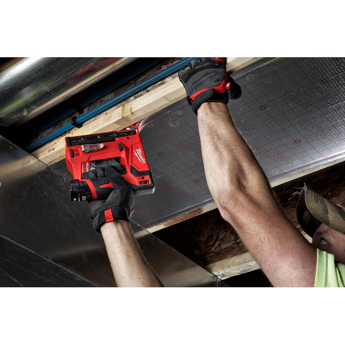 Степлер Milwaukee M12BST-202X, 2.0Ah 12В з акумулятором