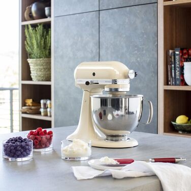 Кухонна машина KitchenAid Artisan 4,7 л, колір Crme