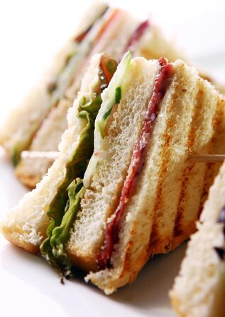 Бутербродниця 2 скибочки, серія Sweet Pink Пластини для гриля з антипригарним покриттям Дисплеї з підсвічуванням Бутербродниця з антипригарним покриттям Рожевий тостер Тостер гриль 750 Вт Вафельниця