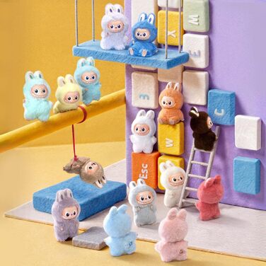 Вінілова плюшева підвіска Монстр із серії Значок для кохання, коробка-сліпа (AM), колекційна фігурка Лабубу, подарунок на Різдво та день народження для дівчаток та хлопчиків, окрема упаковка (Am)