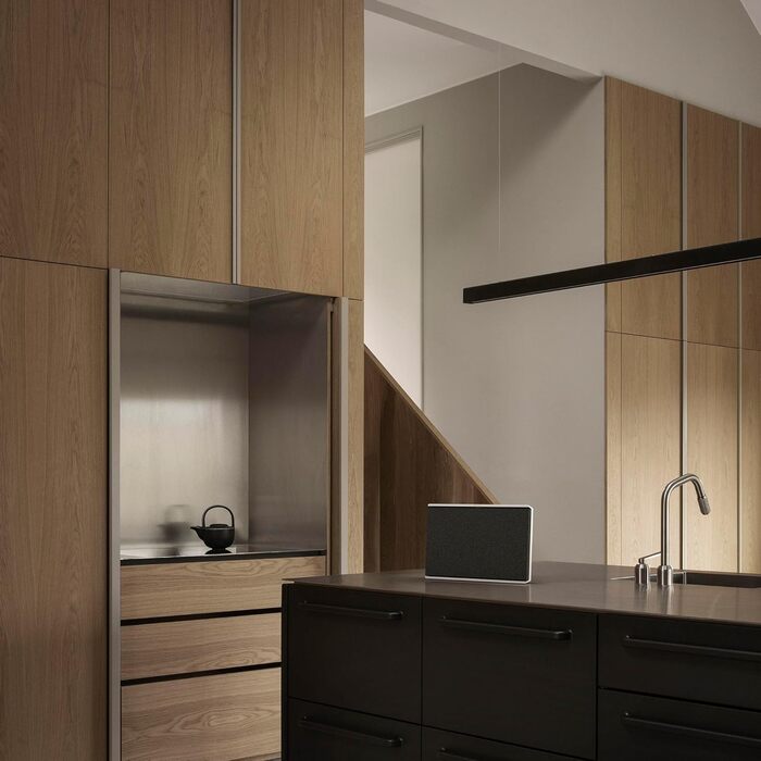 Бездротова портативна колонка з Wi-Fi і Bluetooth (16 годин автономної роботи), сертифікована Cradle to Cradle, екологічно чиста к