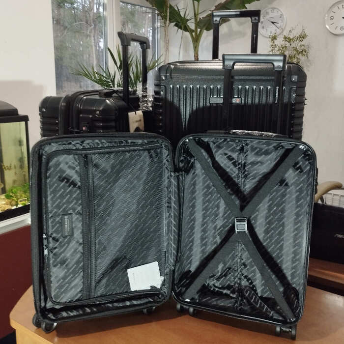 Валіза Swissbrand Paris (L) Black (SWB_LHPAR001L)