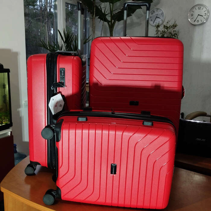 Валіза Swissbrand Eden (S) Red (SWB_LHEDE201S)