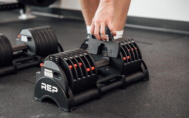 Регульовані гантелі Rep Fitness Quickdraw, доступні в кількох діапазонах ваги, включаючи 5-30, 5-40, 5-50 та 2,3-27,2 кг, 2,3 - 18 кг