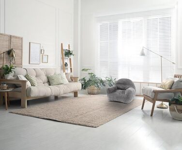 Дитяче крісло Traumnacht Ella зі знімним чохлом з високоякісної вельветової тканини, можна прати, 60 x 50 x 55 см, сірого кольору, виготовлено за німецькими стандартами якості. Крісло для малюків