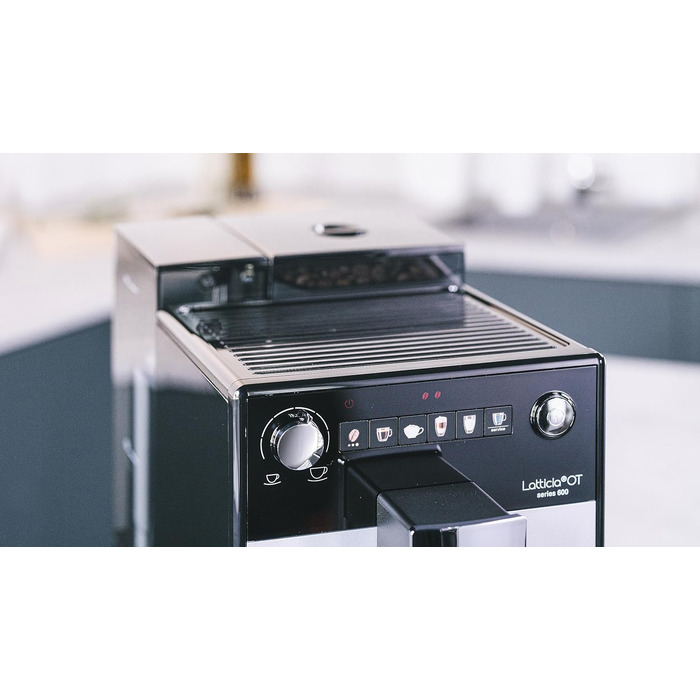 Повністю автоматична кавомашина з молочною системою, кавоварка з кавомолкою для, наприклад, кави або капучино, сріблястий/чорний Single